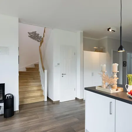 Reetdachhaus Meeresleuchten Сasa de vacaciones Hohenkirchen (Nordwestmecklenburg)